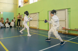 Первенство школы по фехтованию — первые шаги к большим достижениям!